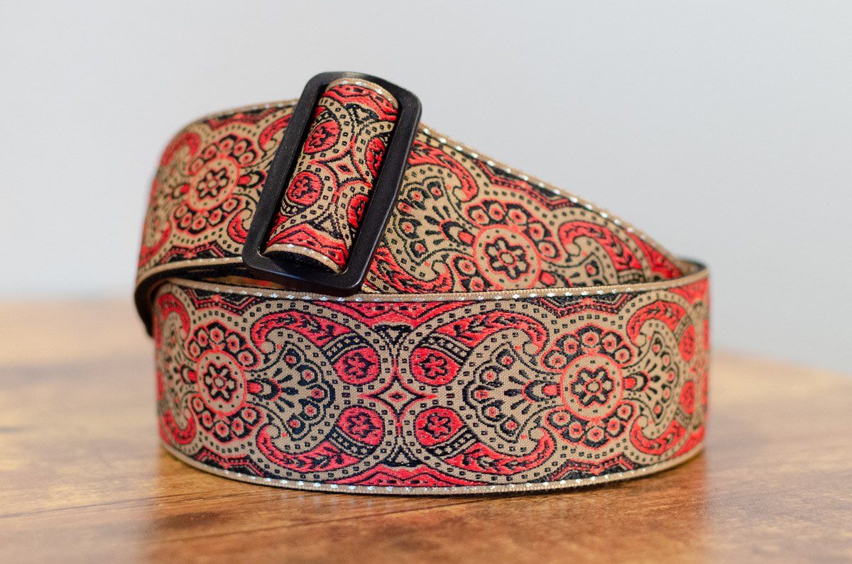 new ERNIE BALL P04162 CRIMSON PAISLEY JACQUARD STRAP haggertys 2