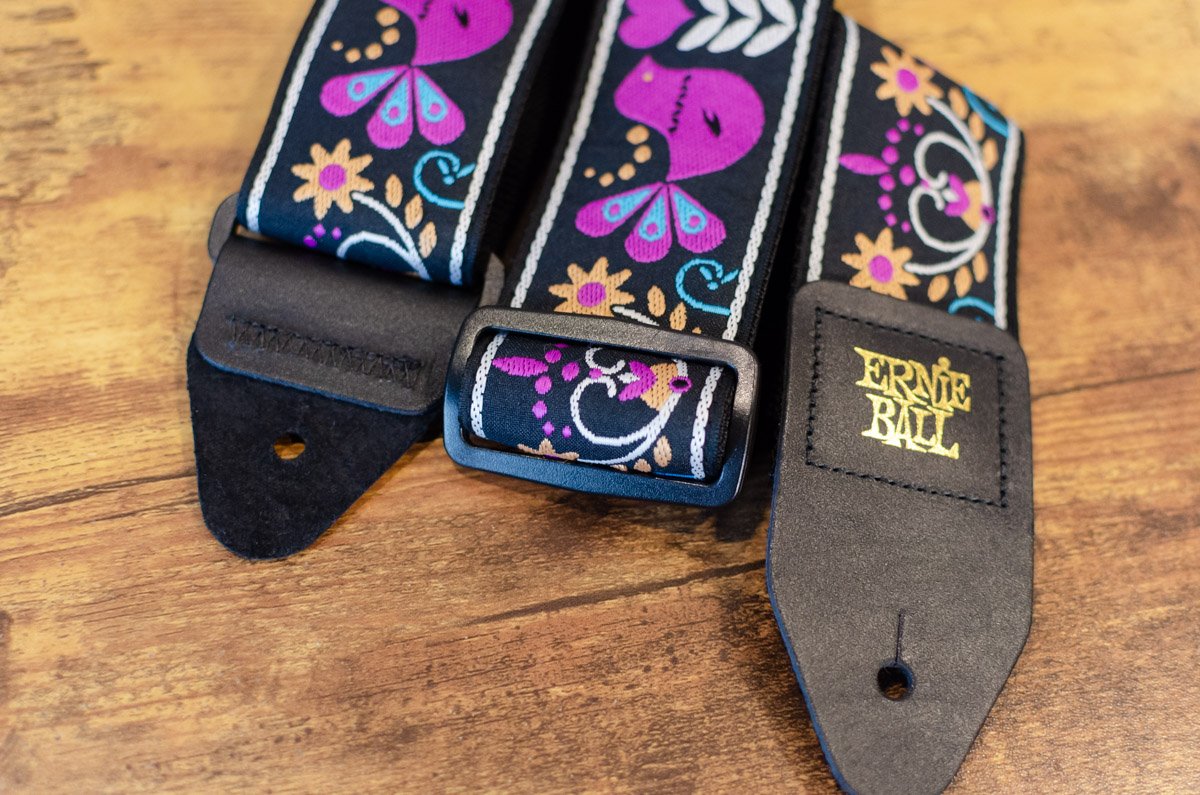 Ernie Ball P05331 Purple Bird Lupin Jacquard Guitar Strap