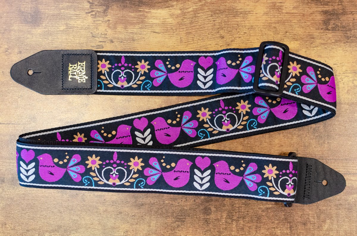 Ernie Ball P05331 Purple Bird Lupin Jacquard Guitar Strap