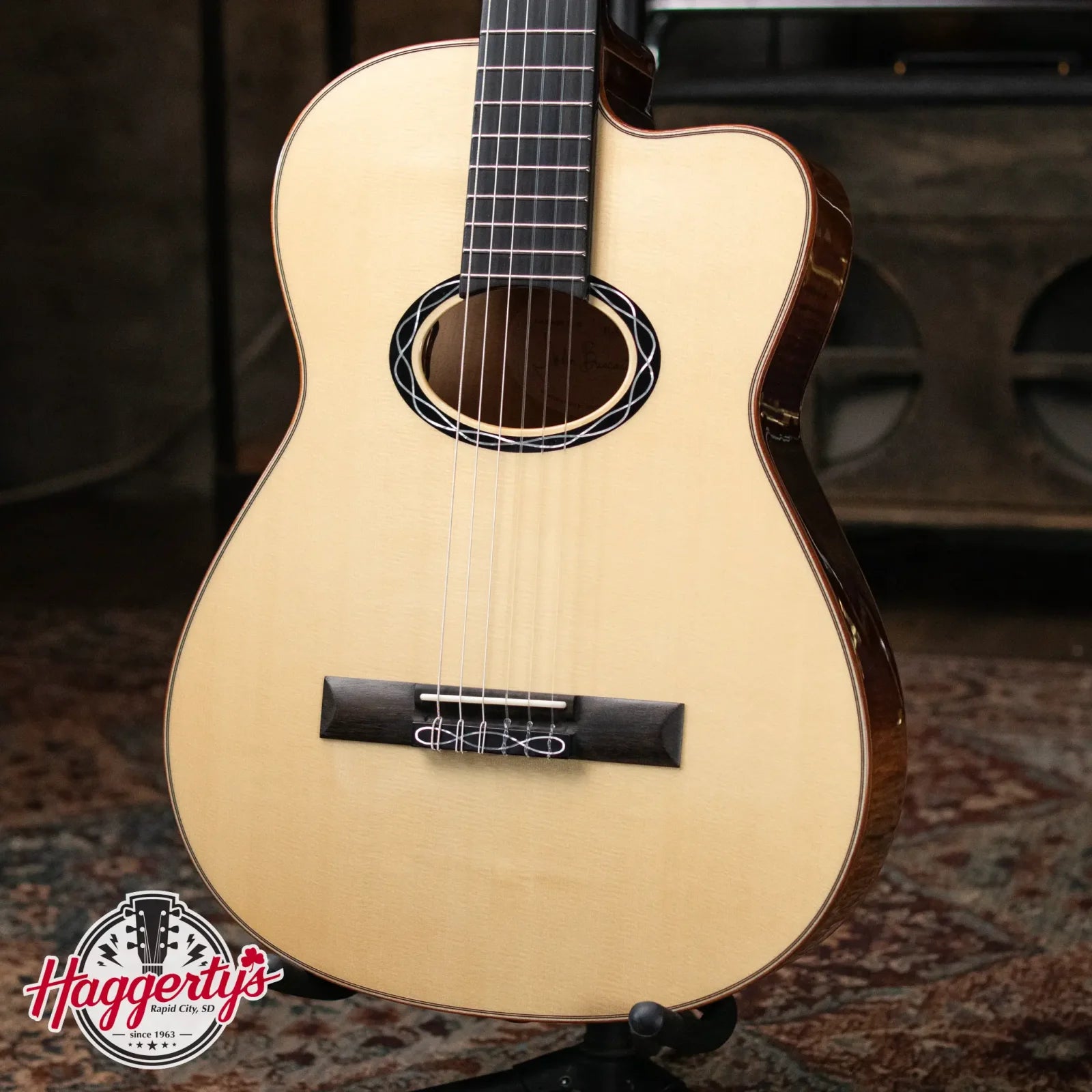 Eastman Cabaret-JB John Buscarino Classical Guitar with Hardshell Case