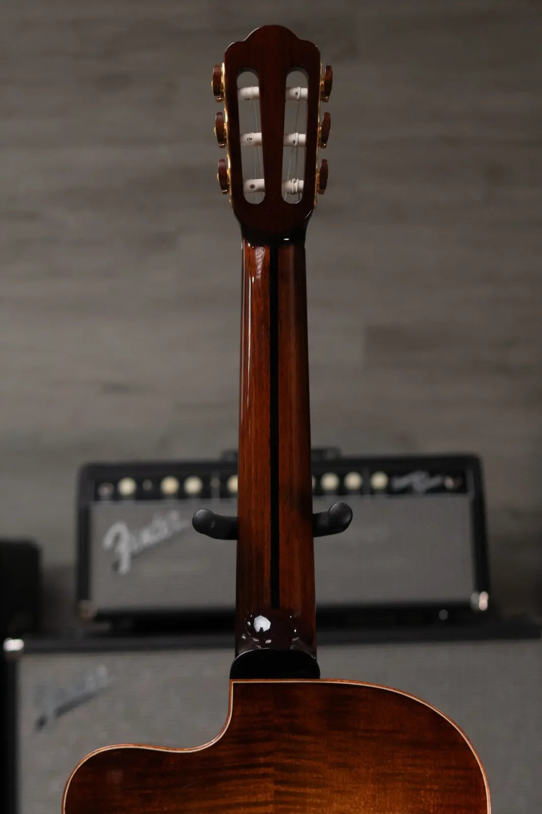 Eastman Cabaret-JB John Buscarino Classical Guitar with Hardshell Case