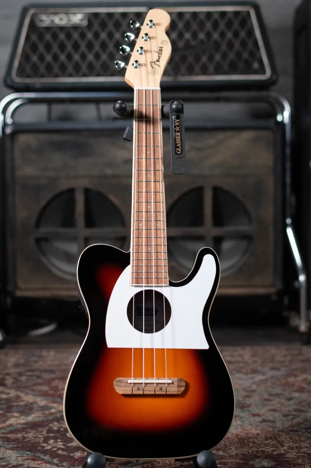 Fender Fullerton Tele Ukulele, White Pickguard - 2-Color Sunburst