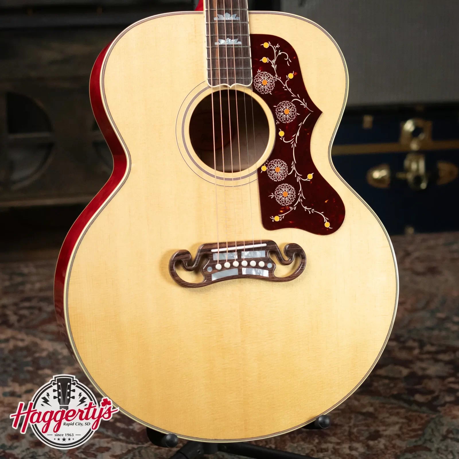 Gibson Custom SJ-200 Original Acoustic/Electric Guitar - Quilt Cherry with Hardshell Case