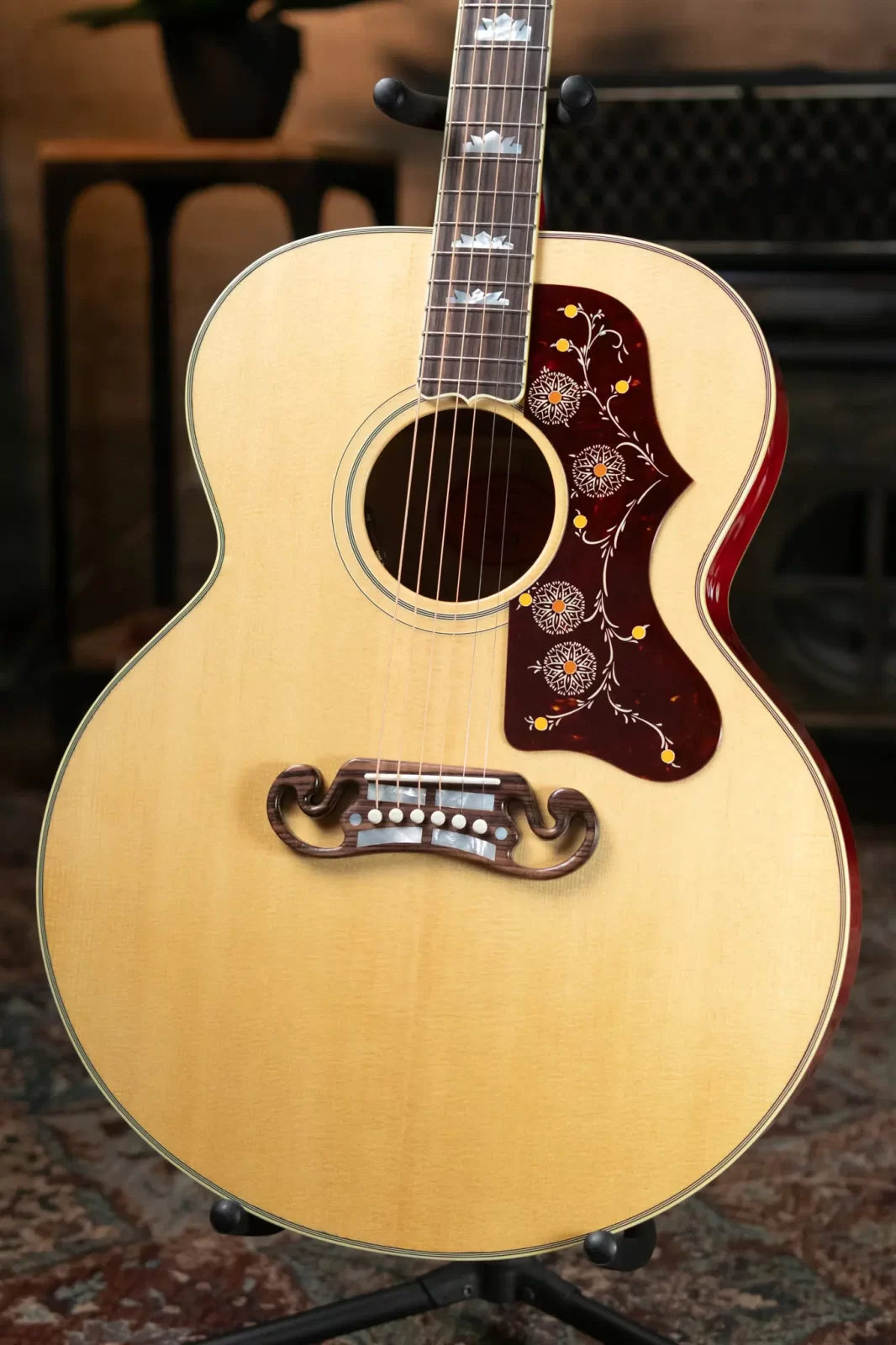 Gibson Custom SJ-200 Original Acoustic/Electric Guitar - Quilt Cherry with Hardshell Case