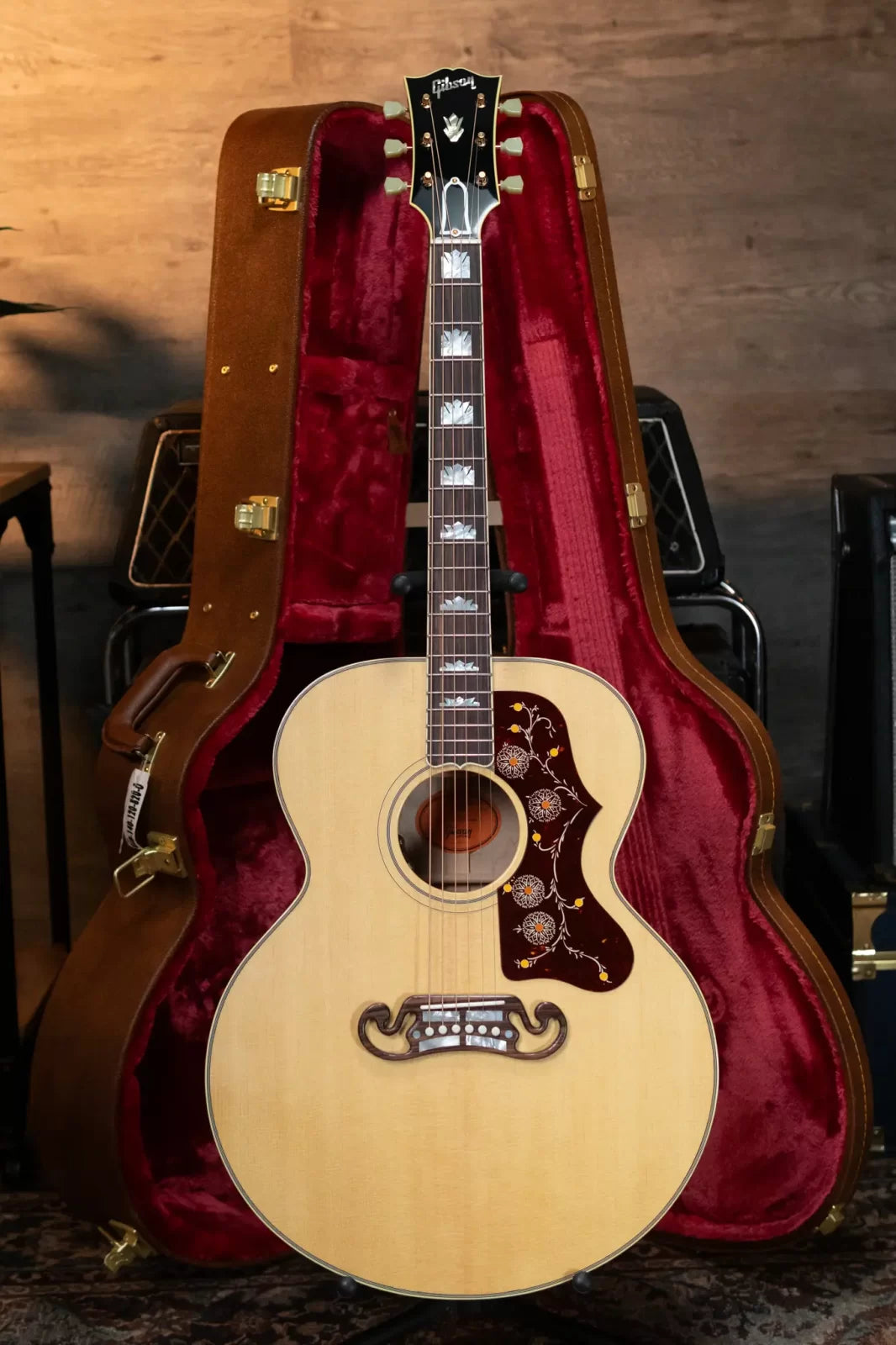Gibson Custom SJ-200 Original Acoustic/Electric Guitar - Quilt Cherry with Hardshell Case