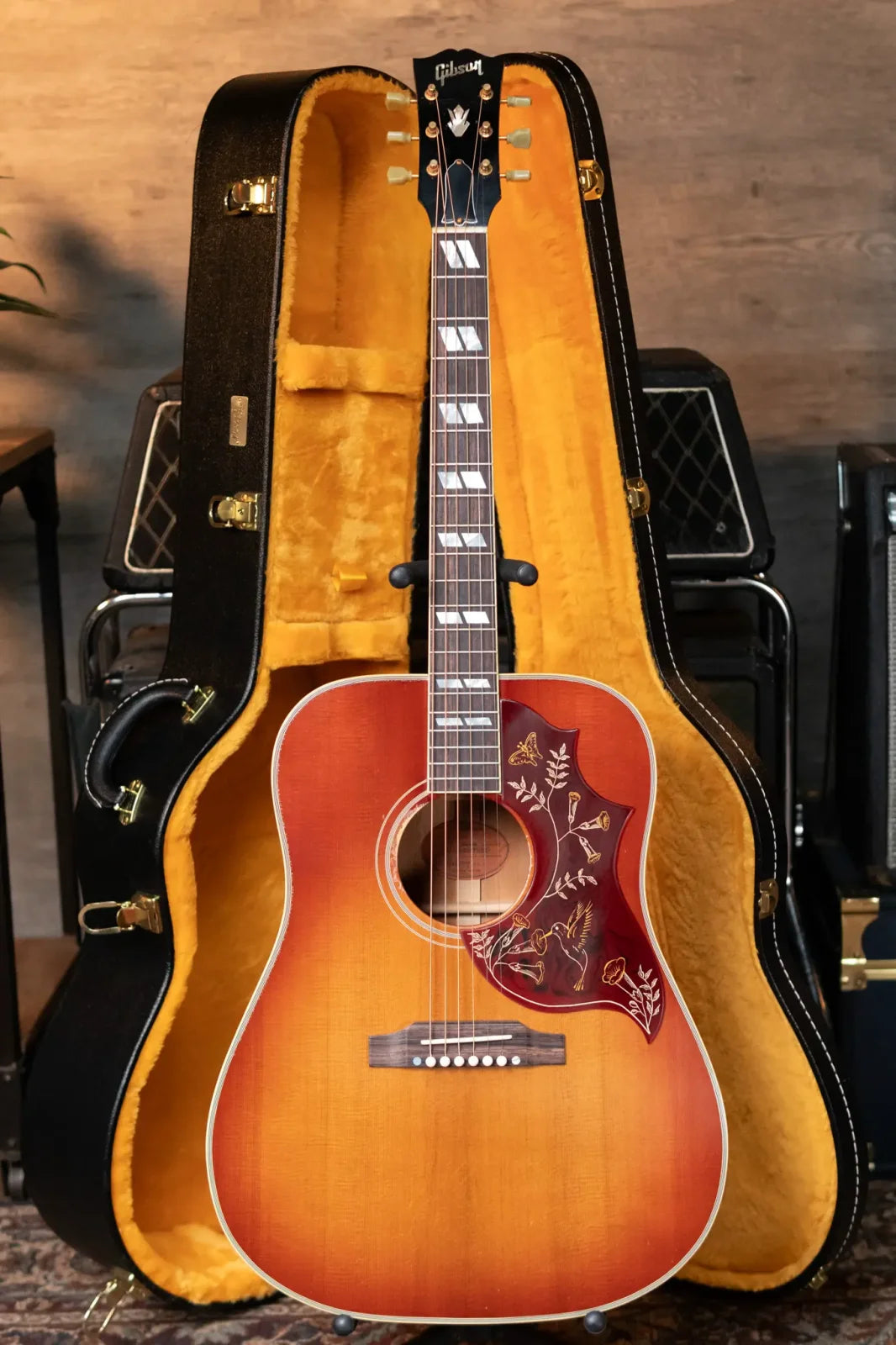 Gibson 1960 Hummingbird Light Aged - Heritage Cherry Sunburst with Hardshell Case