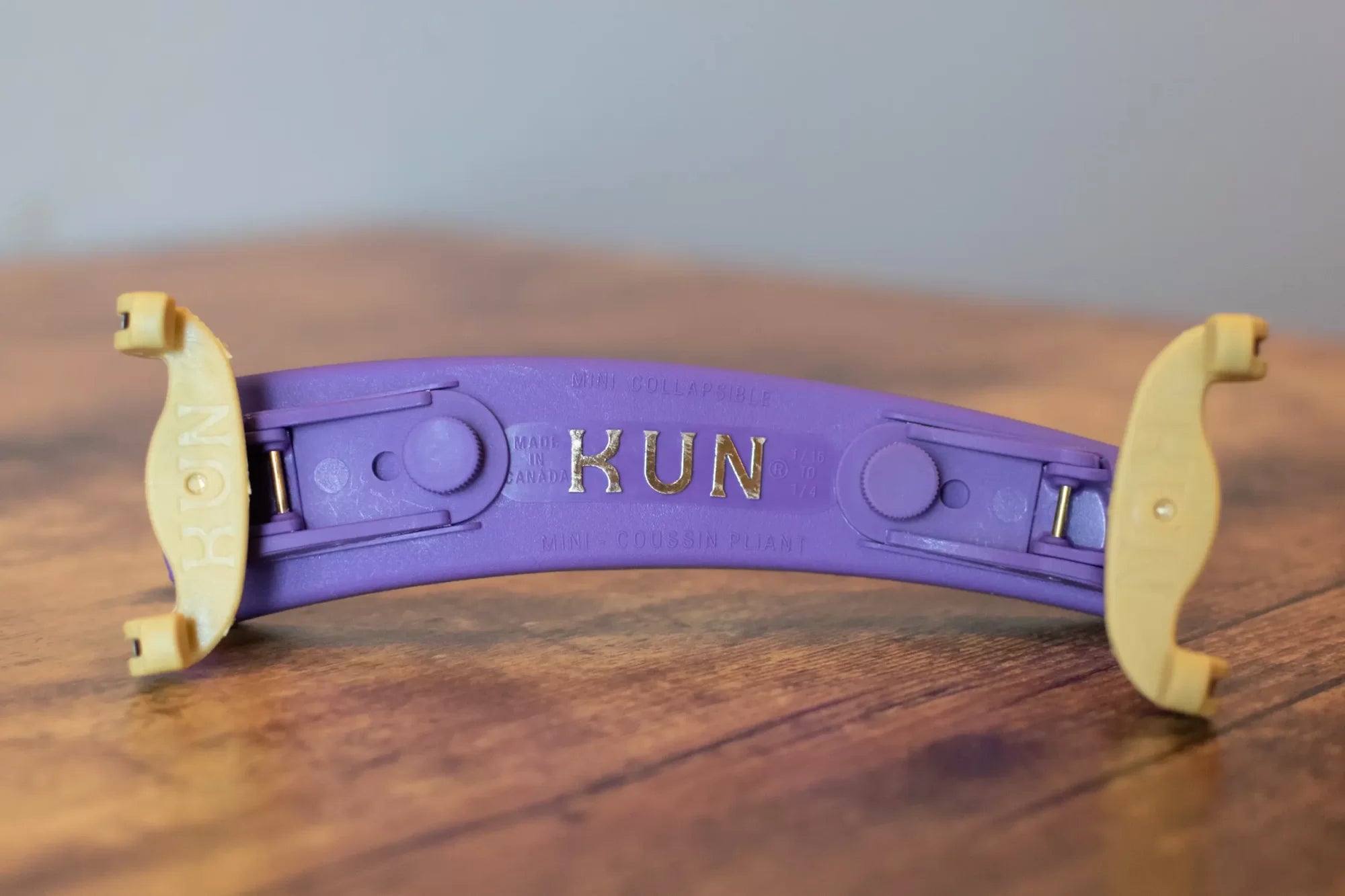Kun Collapsible Mini - Violin Shoulder Rest - Purple
