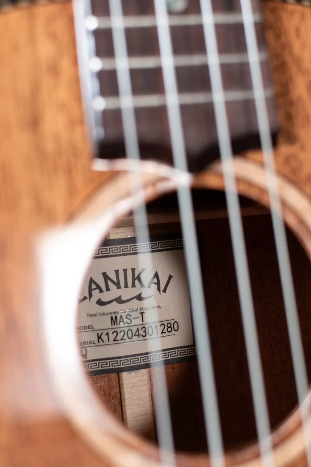Lanikai MAS-T All Solid Mahogany Tenor Ukulele Outfit