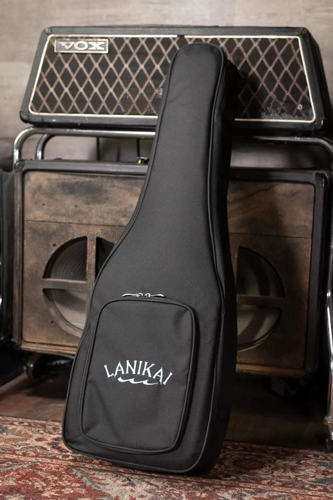 Lanikai OA-CEB Oak Baritone Ukulele Cutaway with Electronics