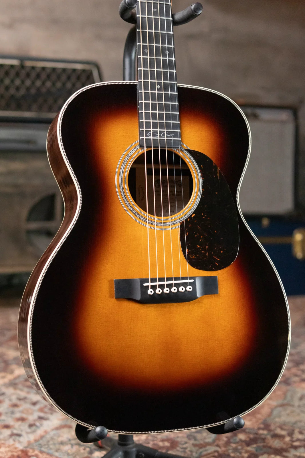 Martin Eric Clapton Signature 000-28EC Acoustic Guitar - Sunburst with Hardshell Case