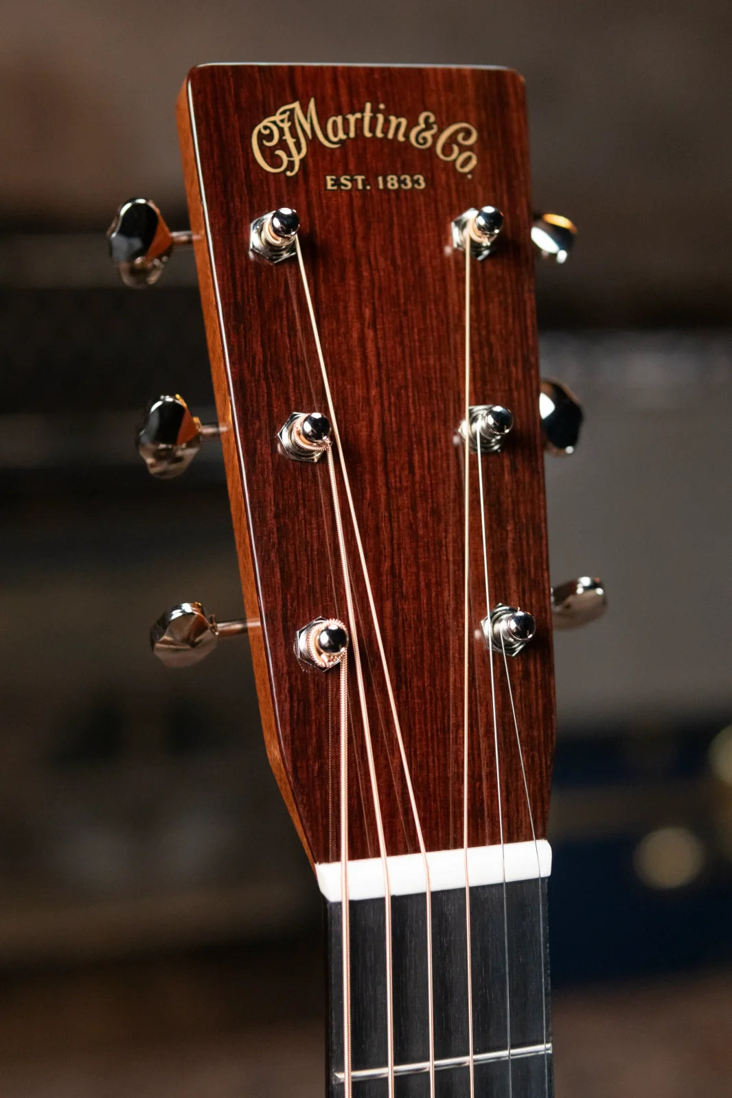 Martin Eric Clapton Signature 000-28EC Acoustic Guitar - Sunburst with Hardshell Case