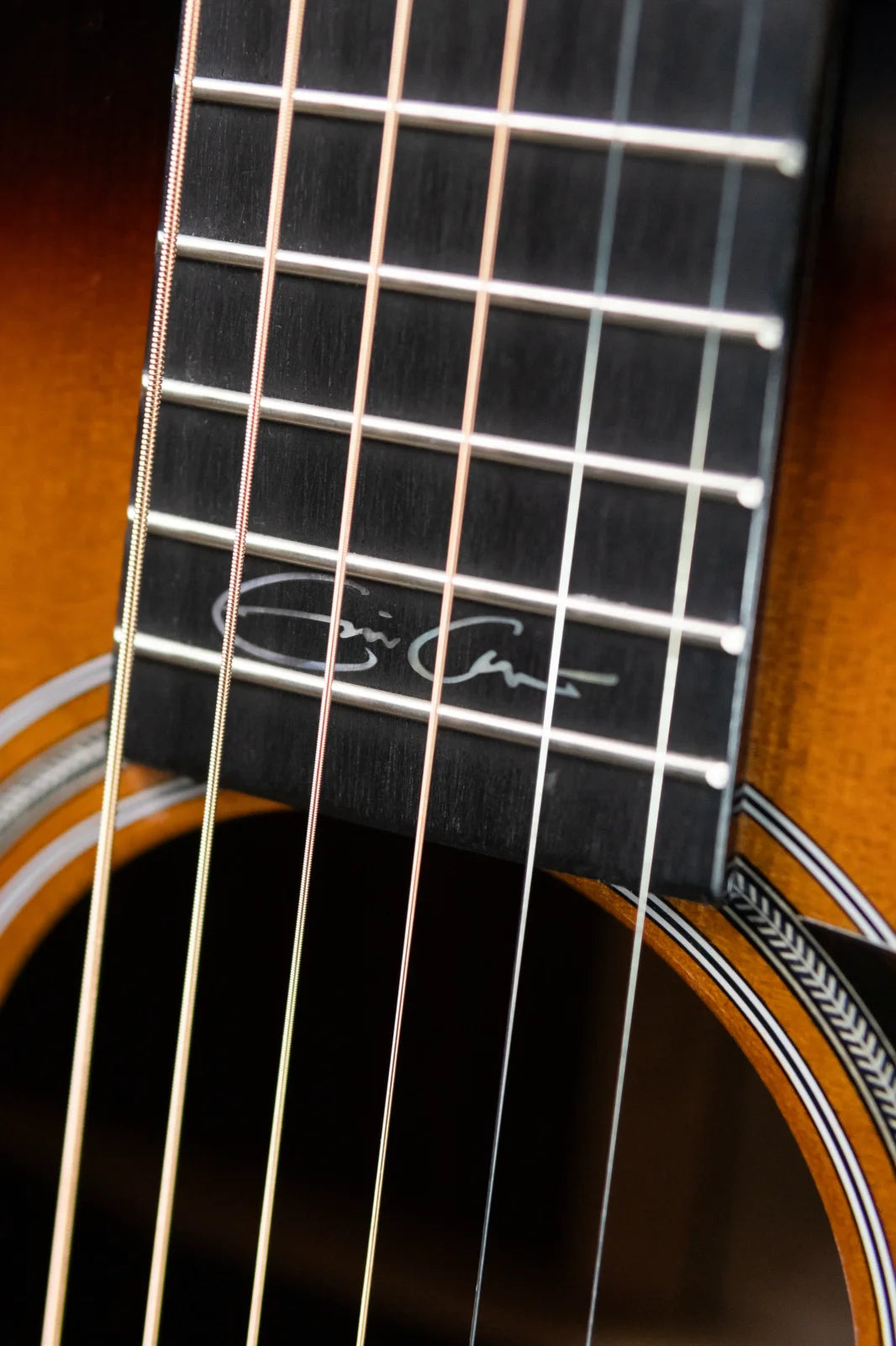 Martin Eric Clapton Signature 000-28EC Acoustic Guitar - Sunburst with Hardshell Case