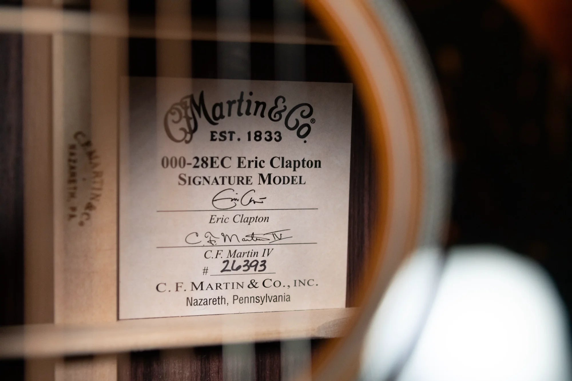 Martin Eric Clapton Signature 000-28EC Acoustic Guitar - Sunburst with Hardshell Case