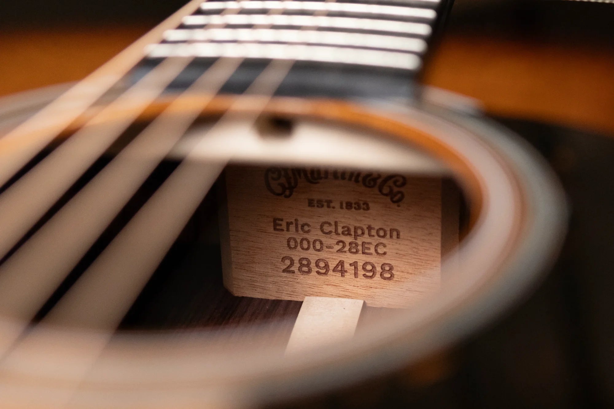 Martin Eric Clapton Signature 000-28EC Acoustic Guitar - Sunburst with Hardshell Case