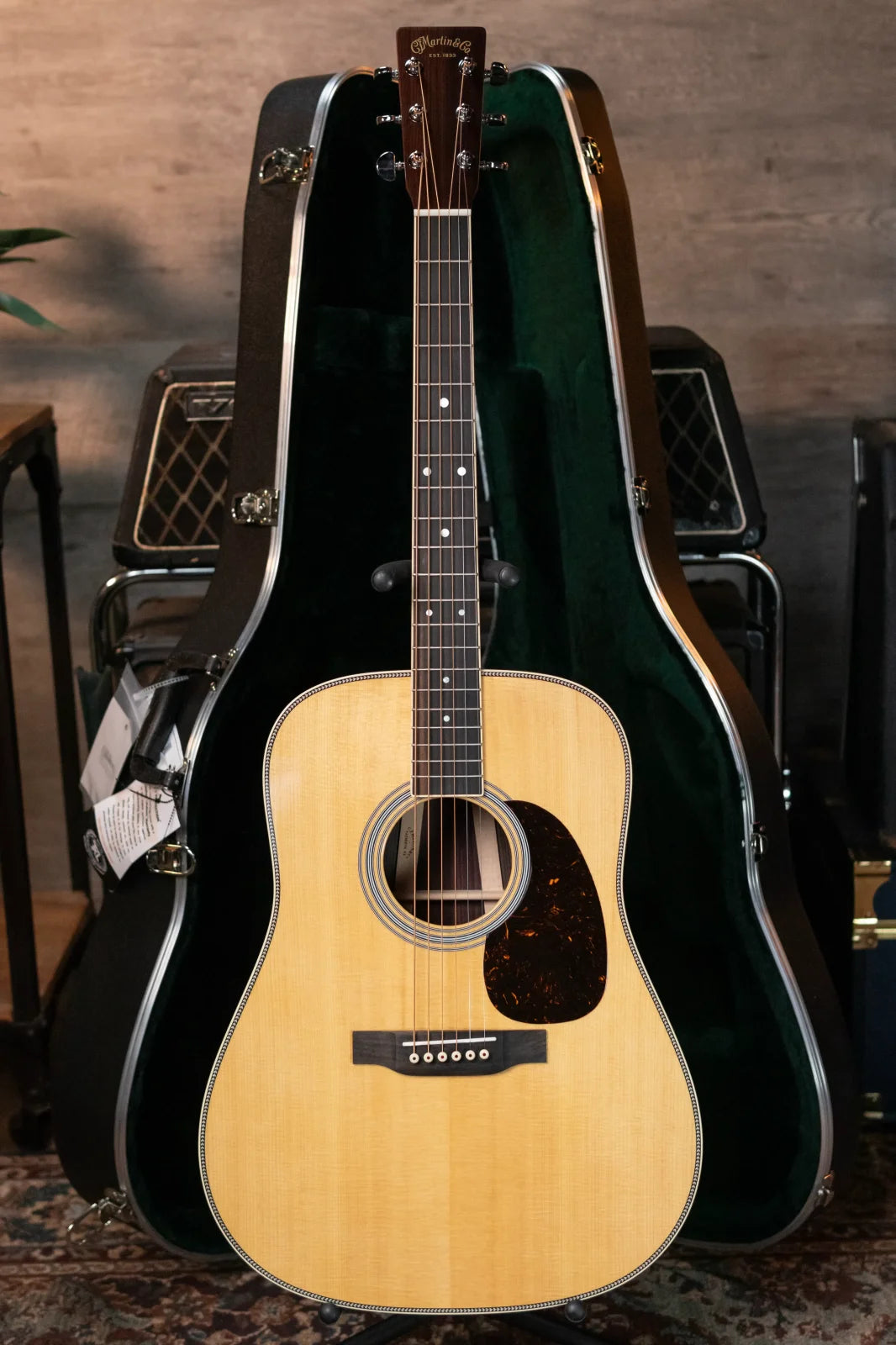 Martin HD-35 Dreadnought Acoustic Guitar with Hardshell Case