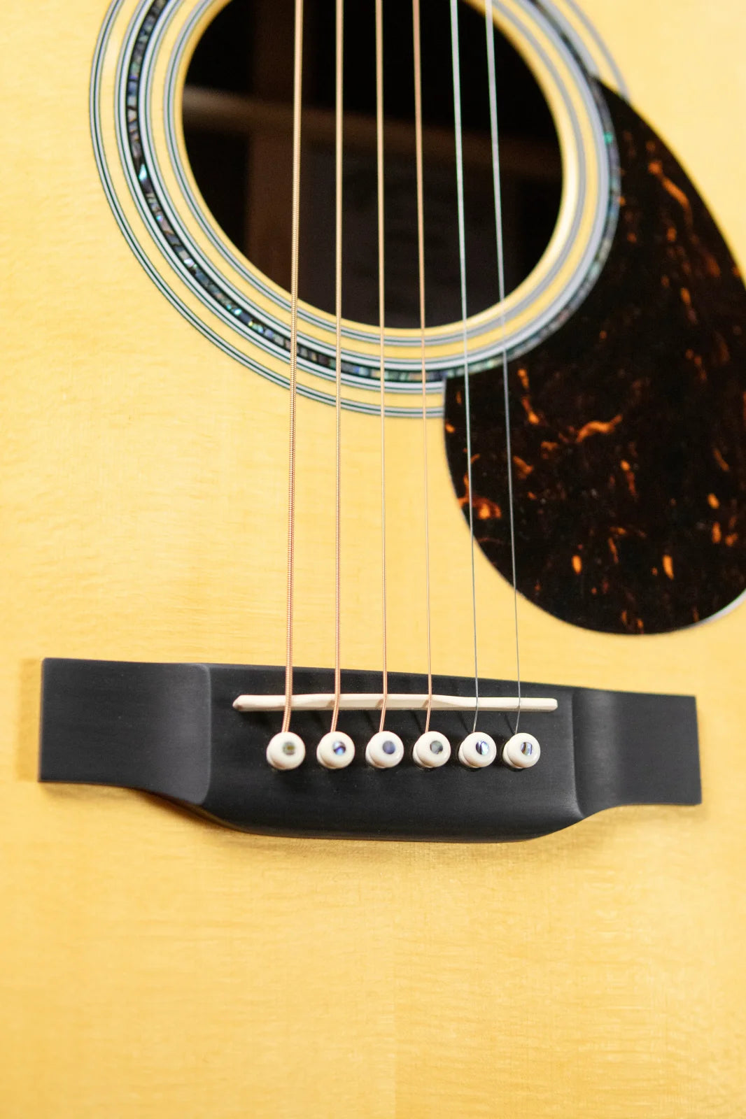 Martin OMJM John Mayer Signature Acoustic/Electric Guitar with Hardshell Case