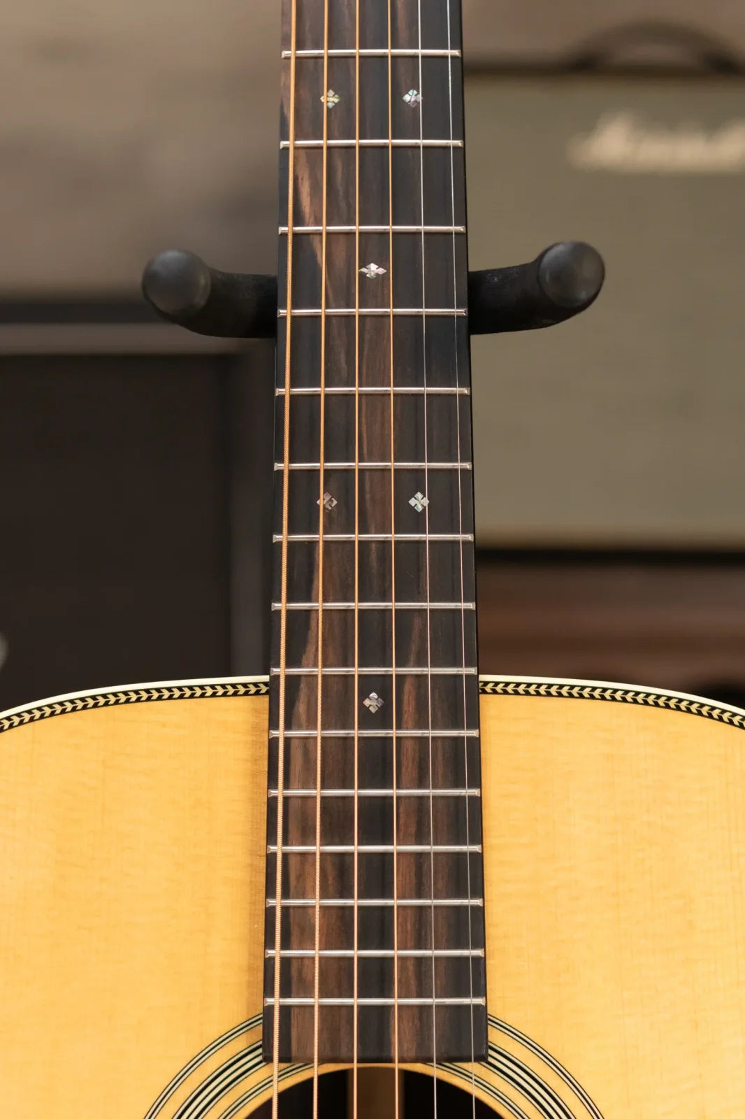 Martin OM-28E Acoustic/Electric Guitar with Hardshell Case