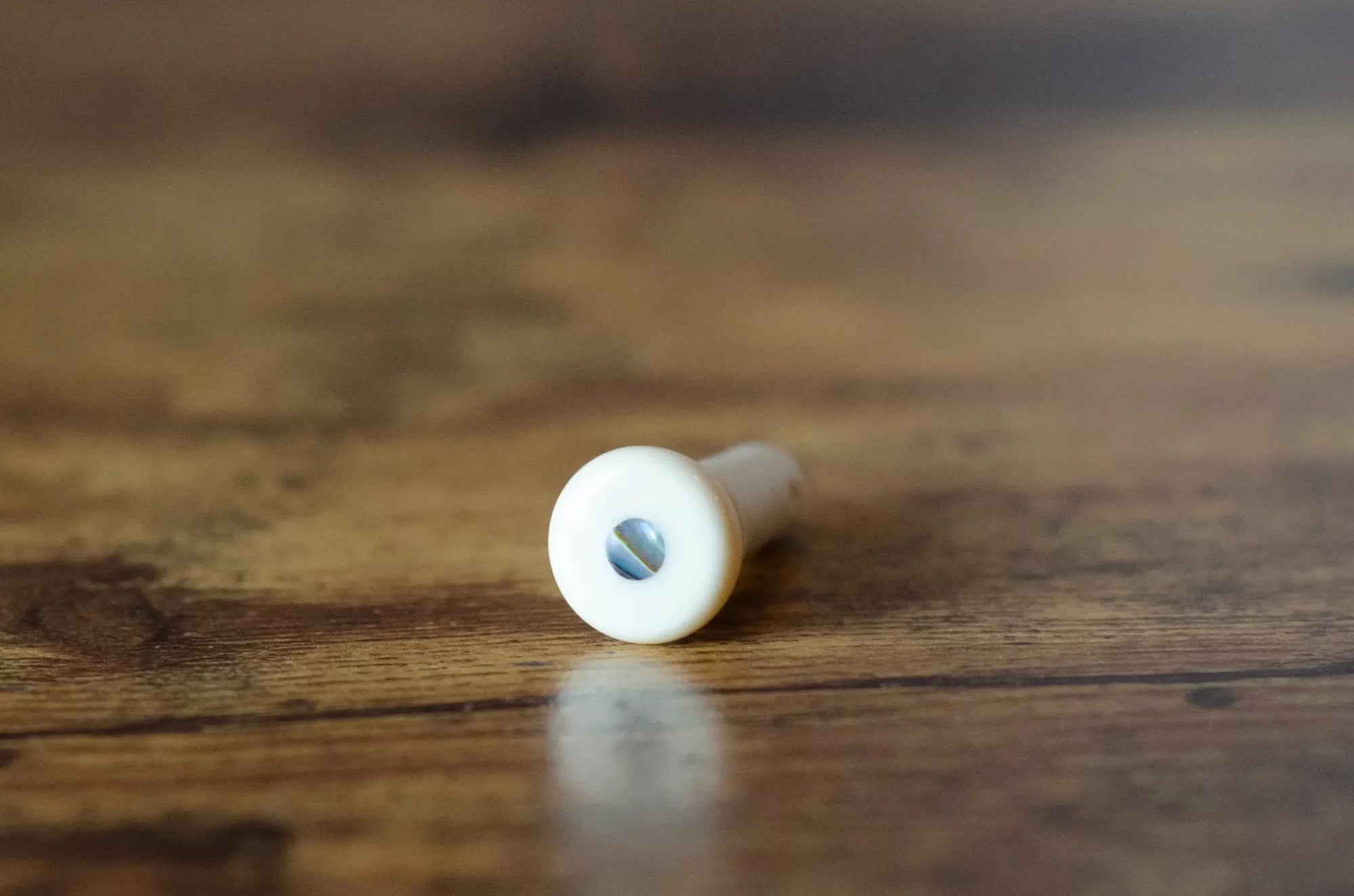 Martin Pearl Inlaid Bridge & Endpins (White)