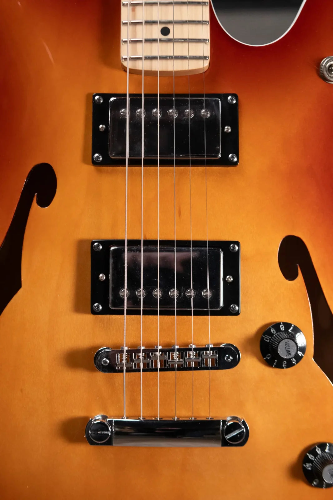 Squier Affinity Series Starcaster Deluxe - Sienna Sunburst