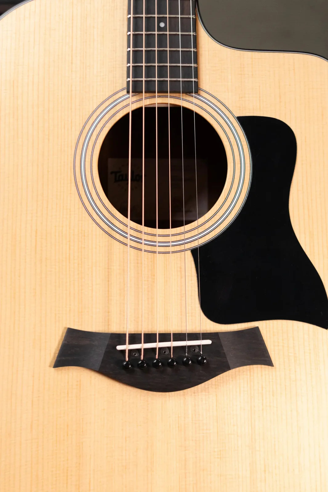 Taylor 110ce Dreadnought Acoustic/Electric Guitar with Gig Bag - Used