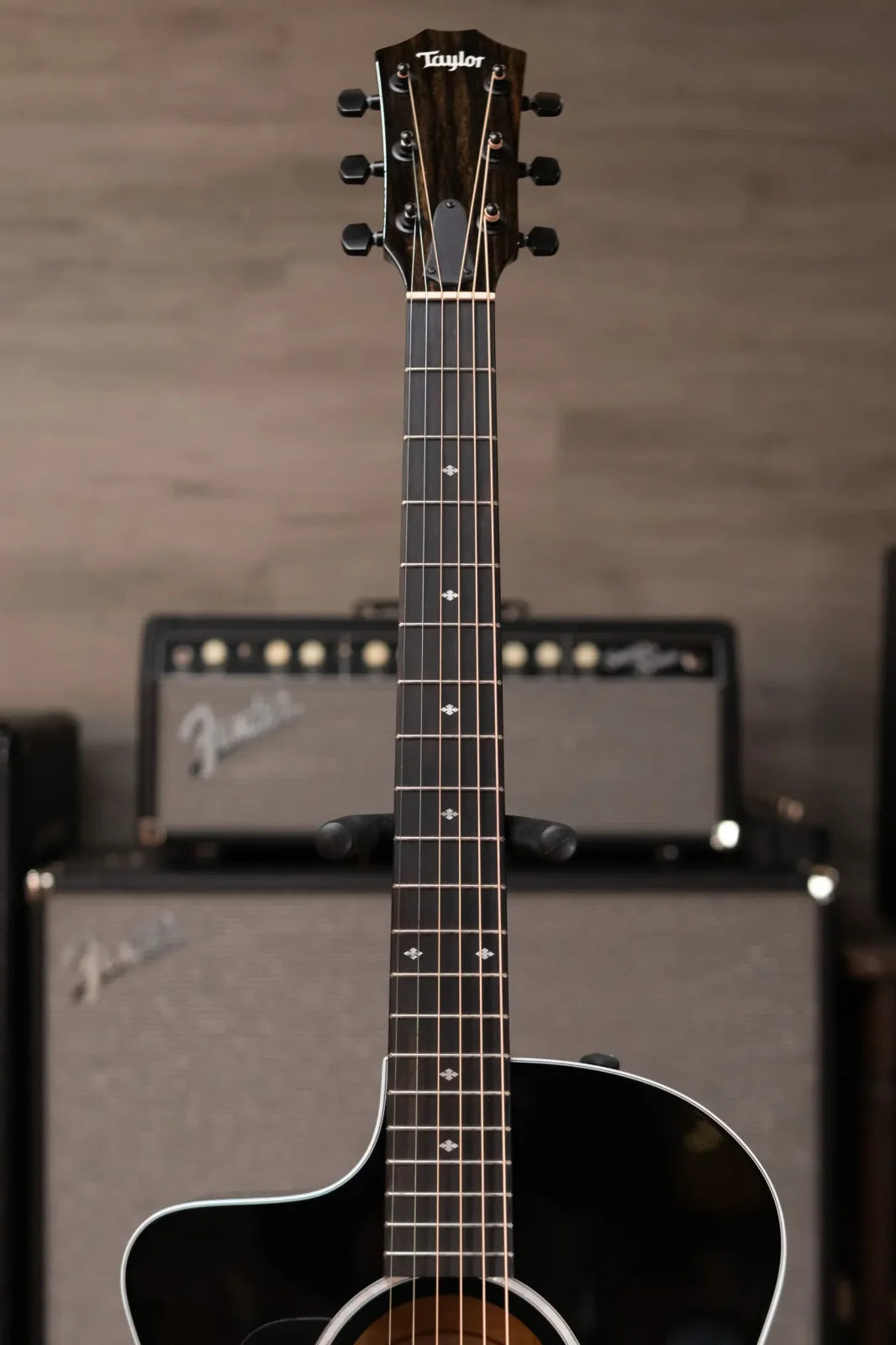 Taylor 214ce-BLK DLX Grand Auditorium Acoustic/Electric Guitar with Deluxe Hard Shell Case