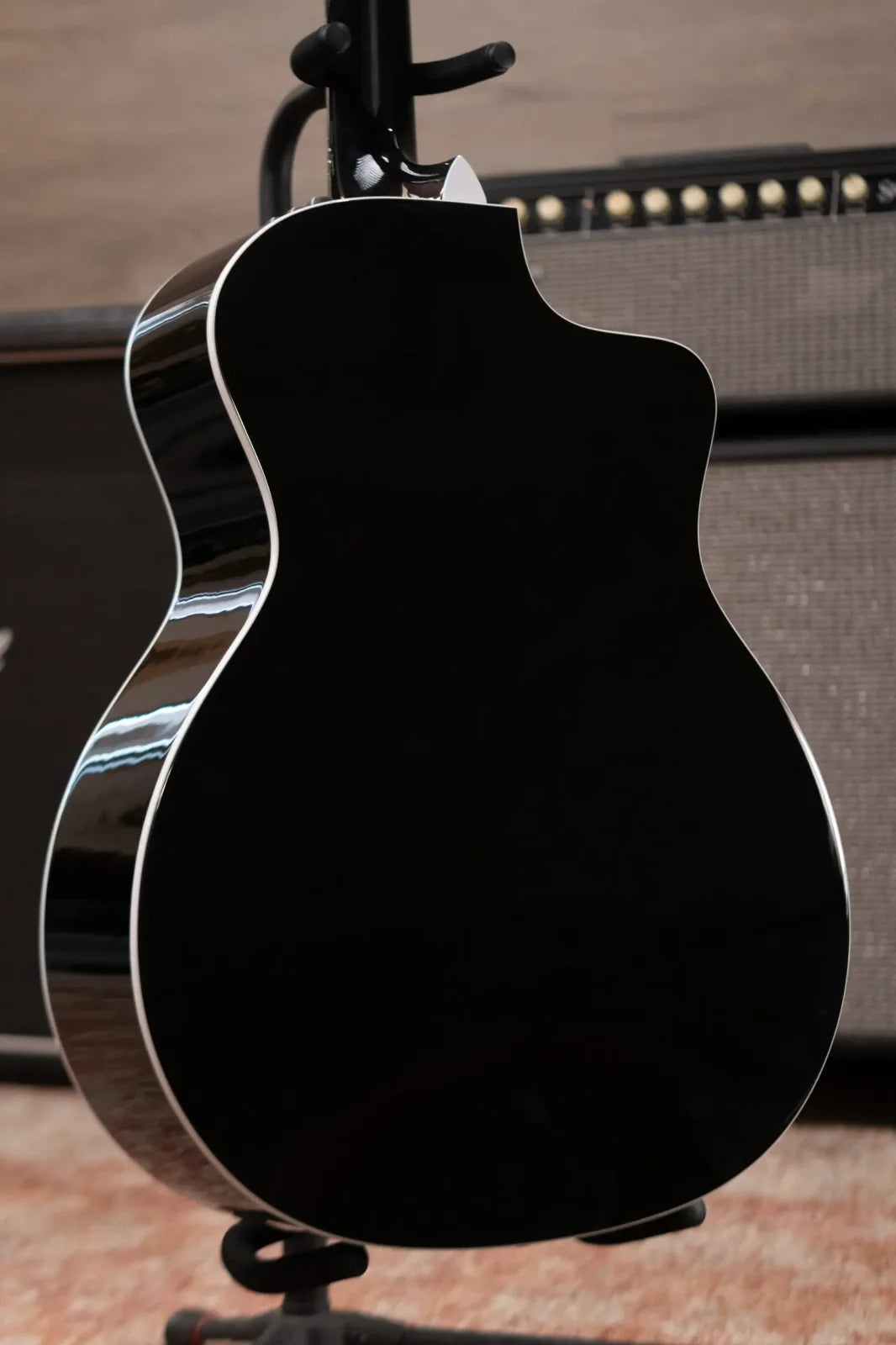 Taylor 214ce-BLK DLX Grand Auditorium Acoustic/Electric Guitar with Deluxe Hard Shell Case