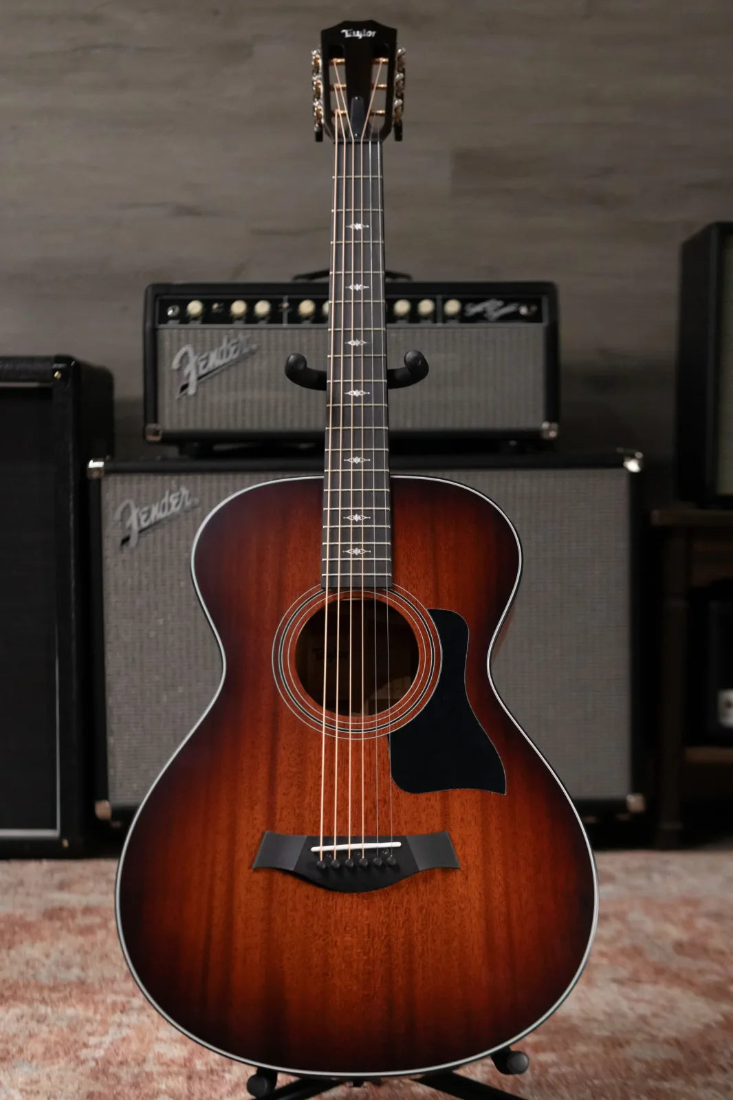 Taylor 322e 12-Fret Grand Concert Acoustic/Electric Guitar with Hardshell Case