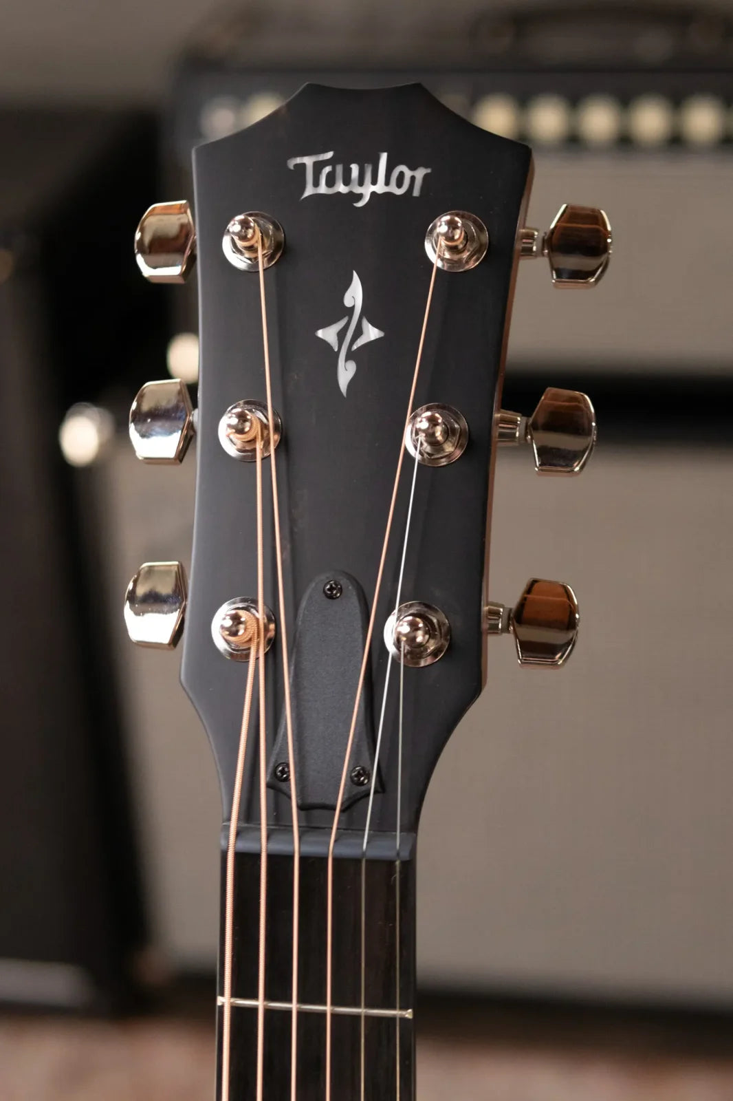 Taylor 412ce-R Grand Concert Acoustic/Electric - Tobacco Sunburst Top with Hardshell Case - Factory Demo