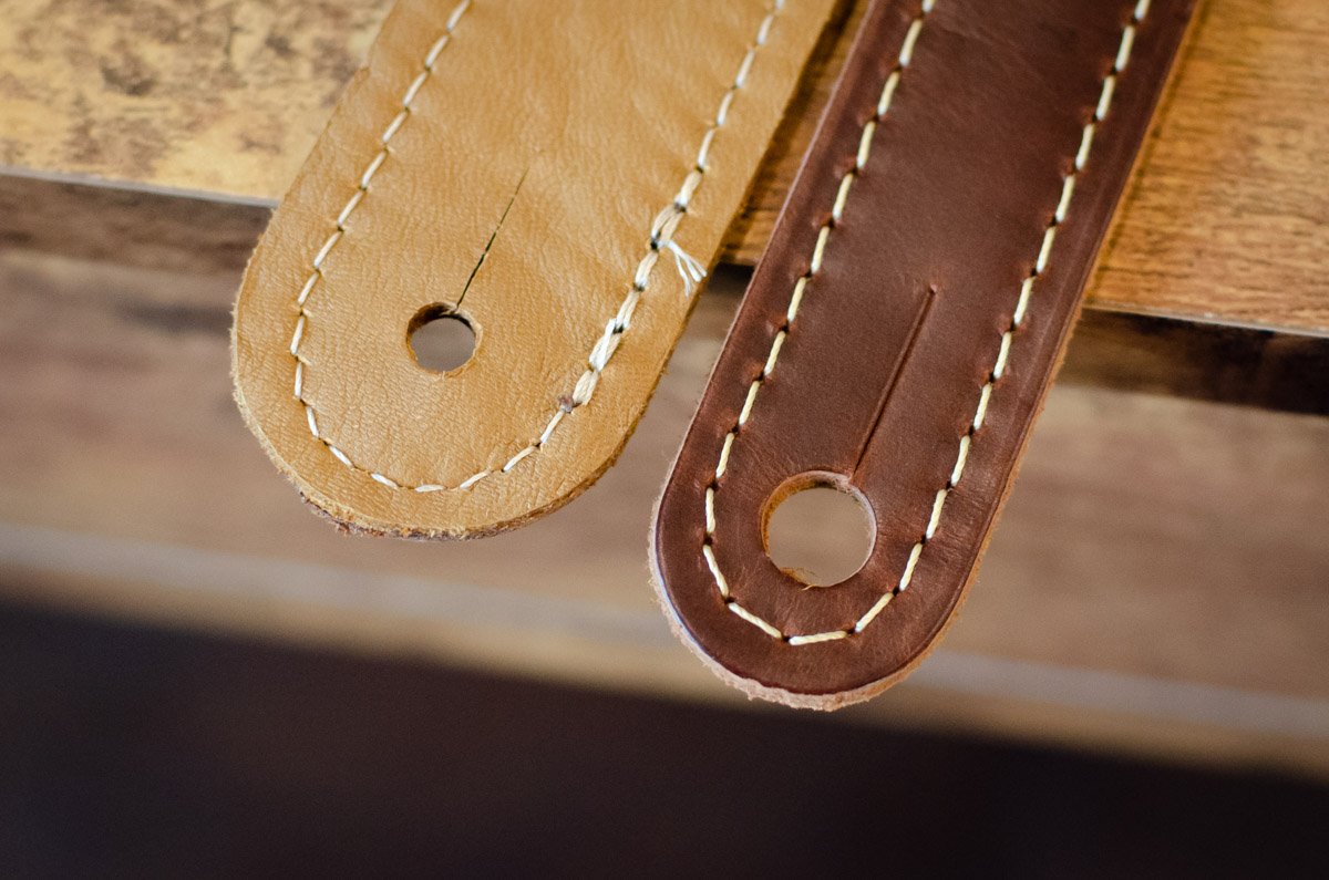 Taylor Ascension Leather Guitar Strap, Black/Butterscotch 2.5"