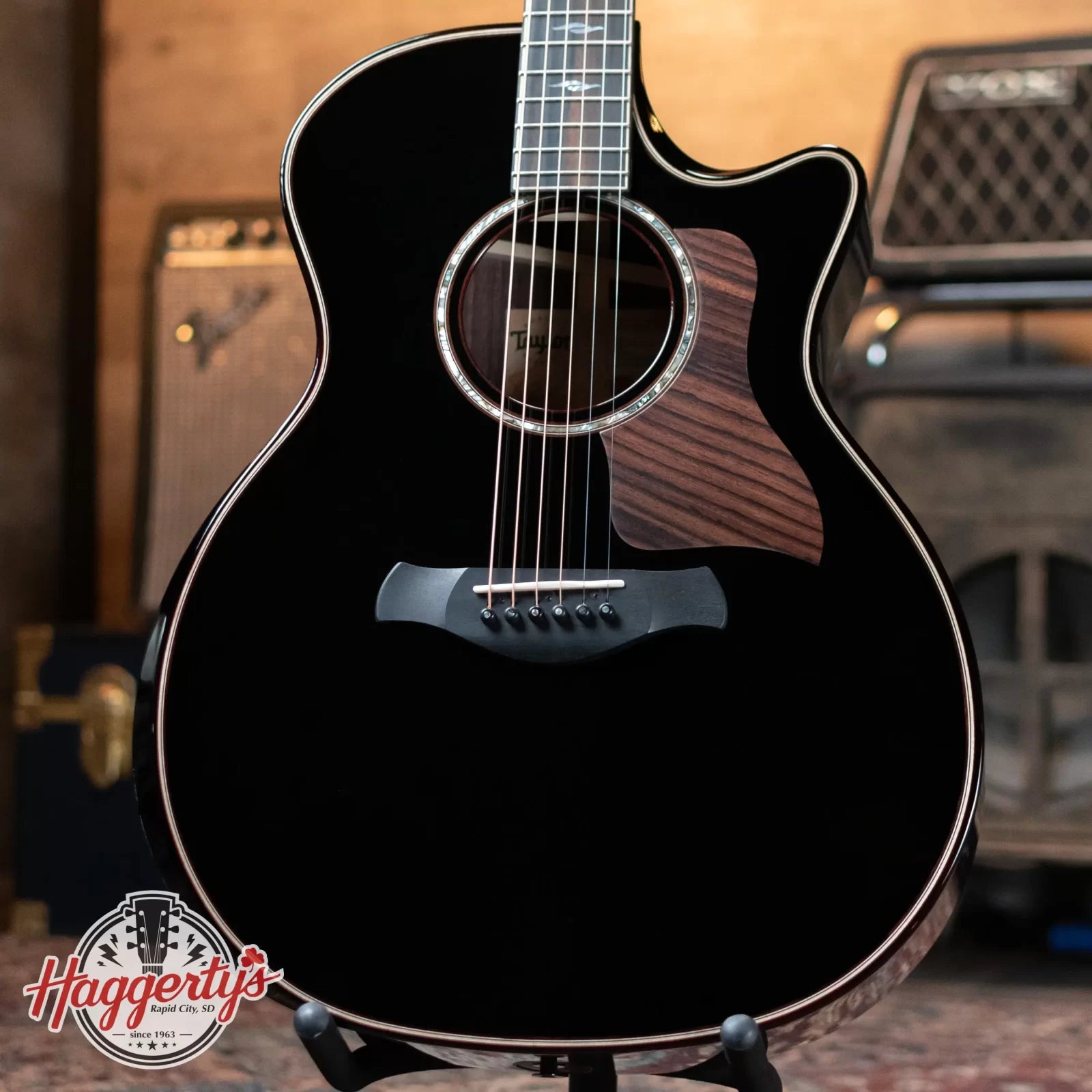 Taylor Builder's Edition 814ce Blacktop Acoustic/Electric Guitar with Hardshell Case