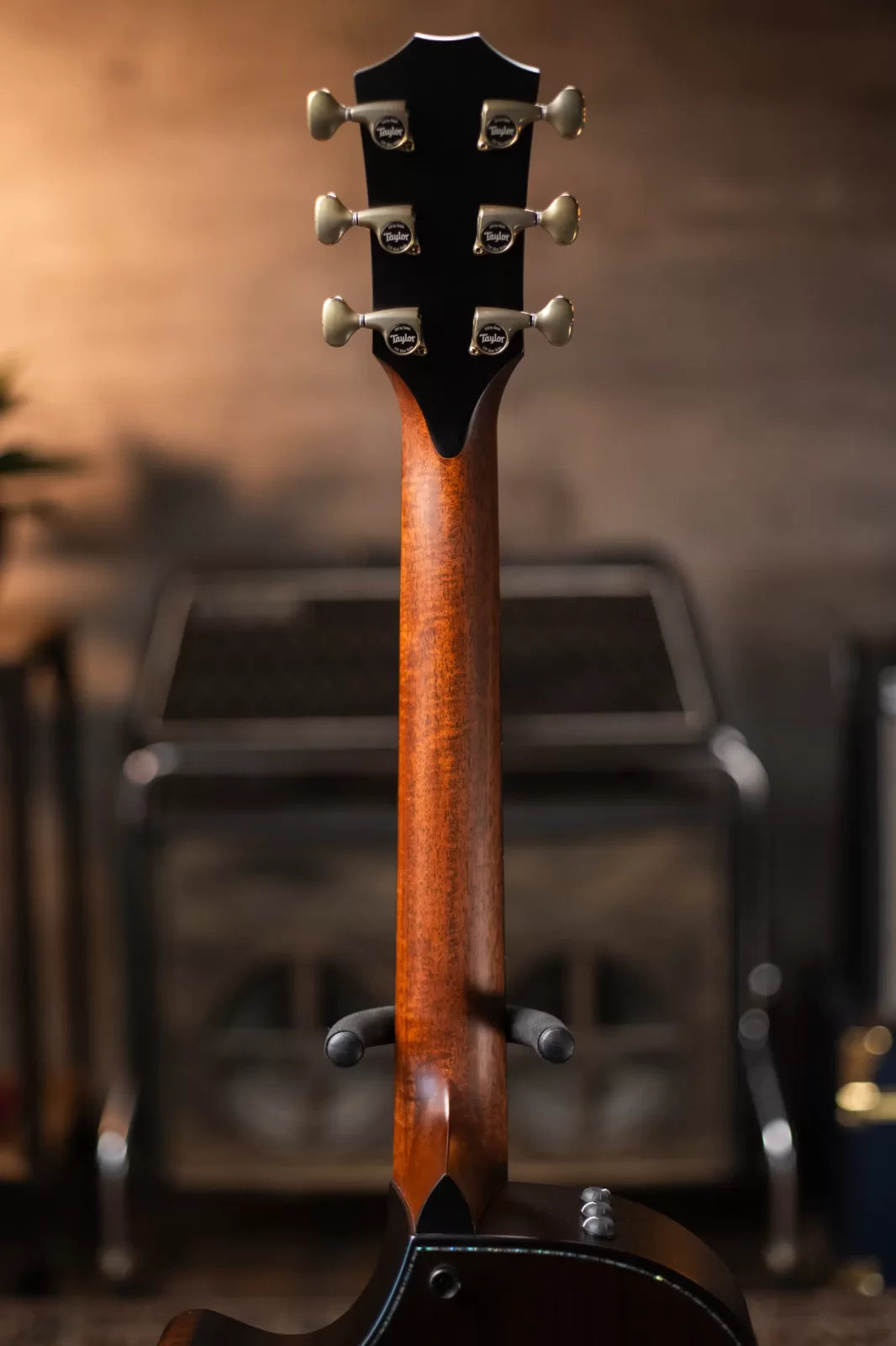 Taylor Builder's Edition 914ce Natural Grand Auditorium Acoustic/Electric with Deluxe Hardshell Case