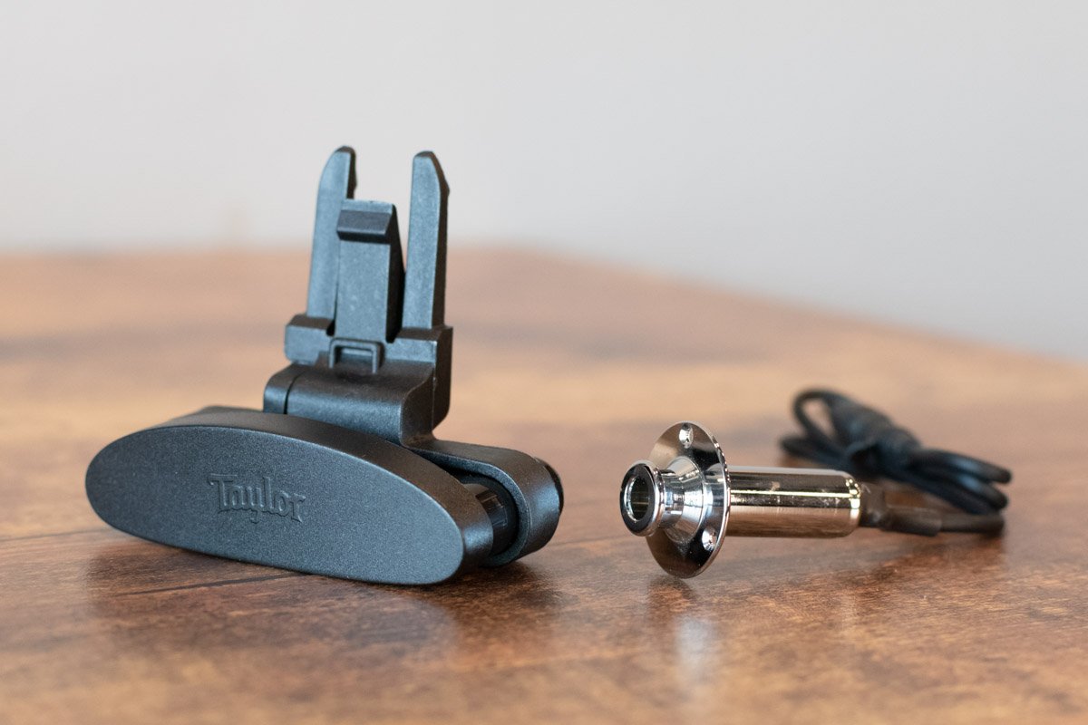Taylor ES-Go Mini Pickup