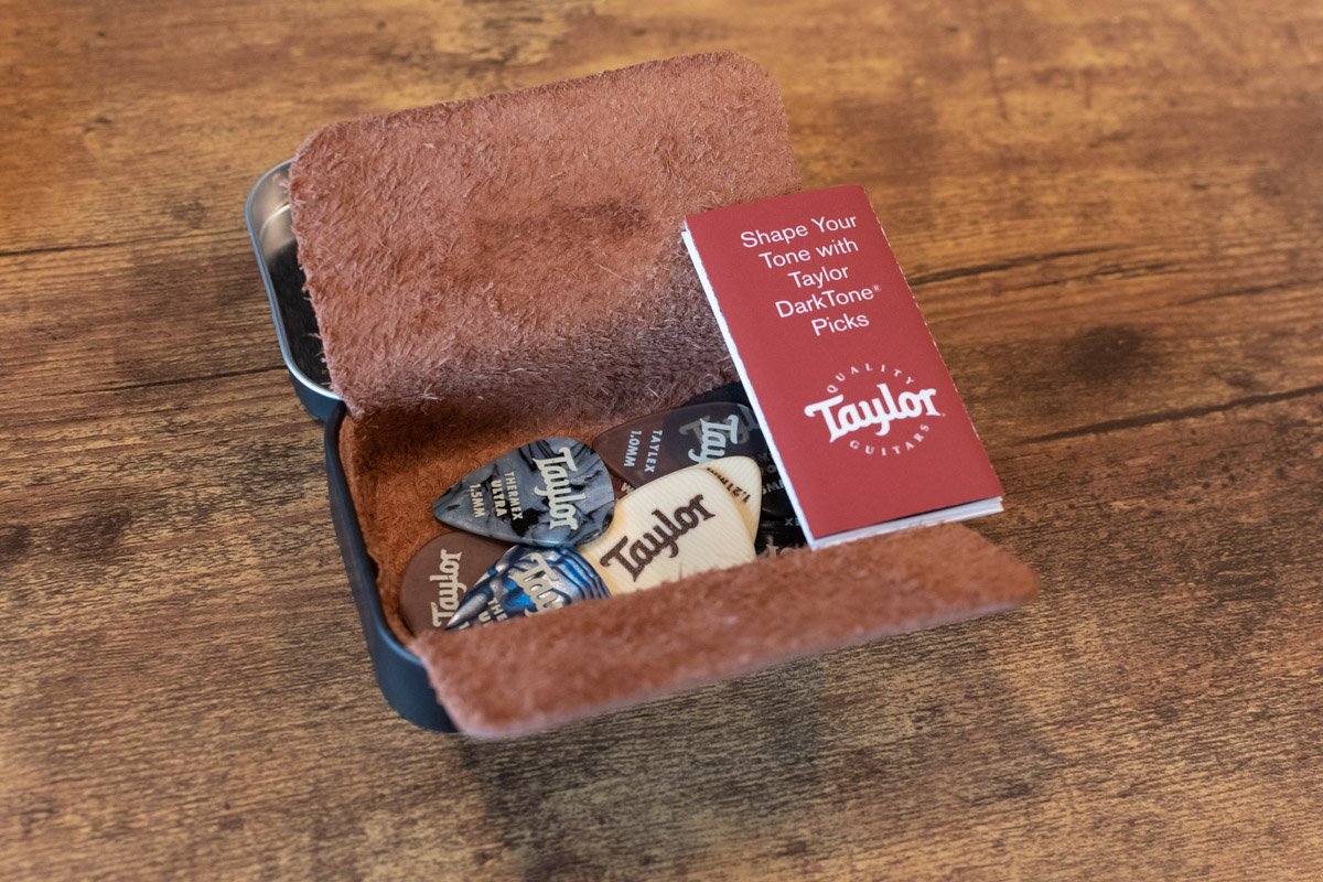 Taylor Darktone Series Pick Tin – Collector’s Edition