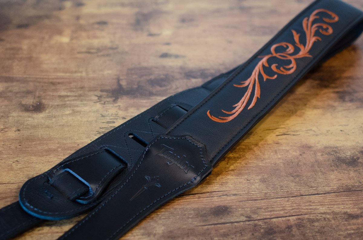 Taylor Nouveau Strap Presentation Series Black Leather 2.5"