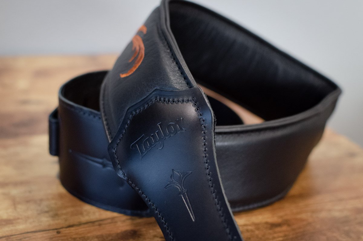 Taylor Nouveau Strap Presentation Series Black Leather 3"