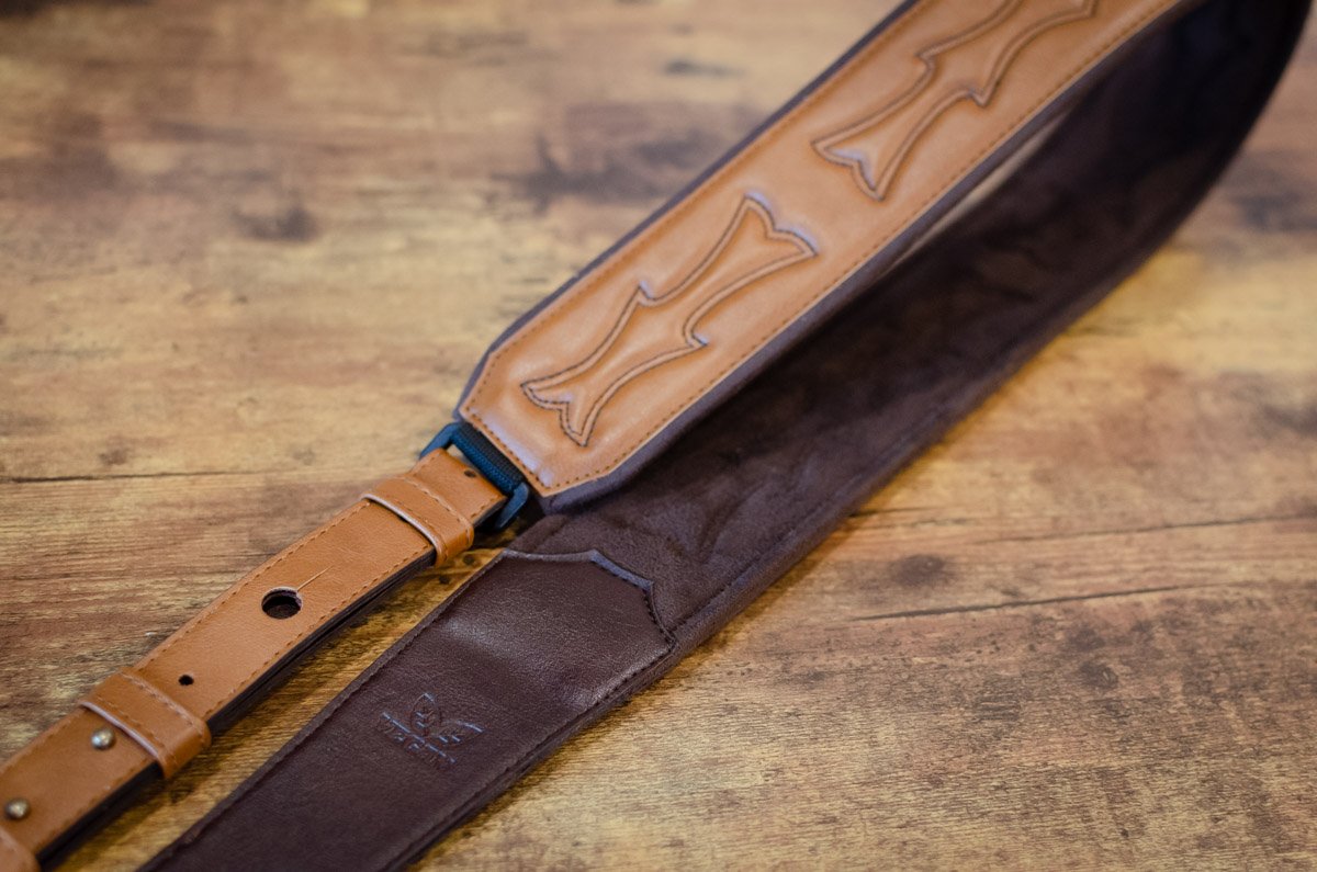 Taylor Vegan Leather Guitar Strap - Tan 2.75" (4202-27)