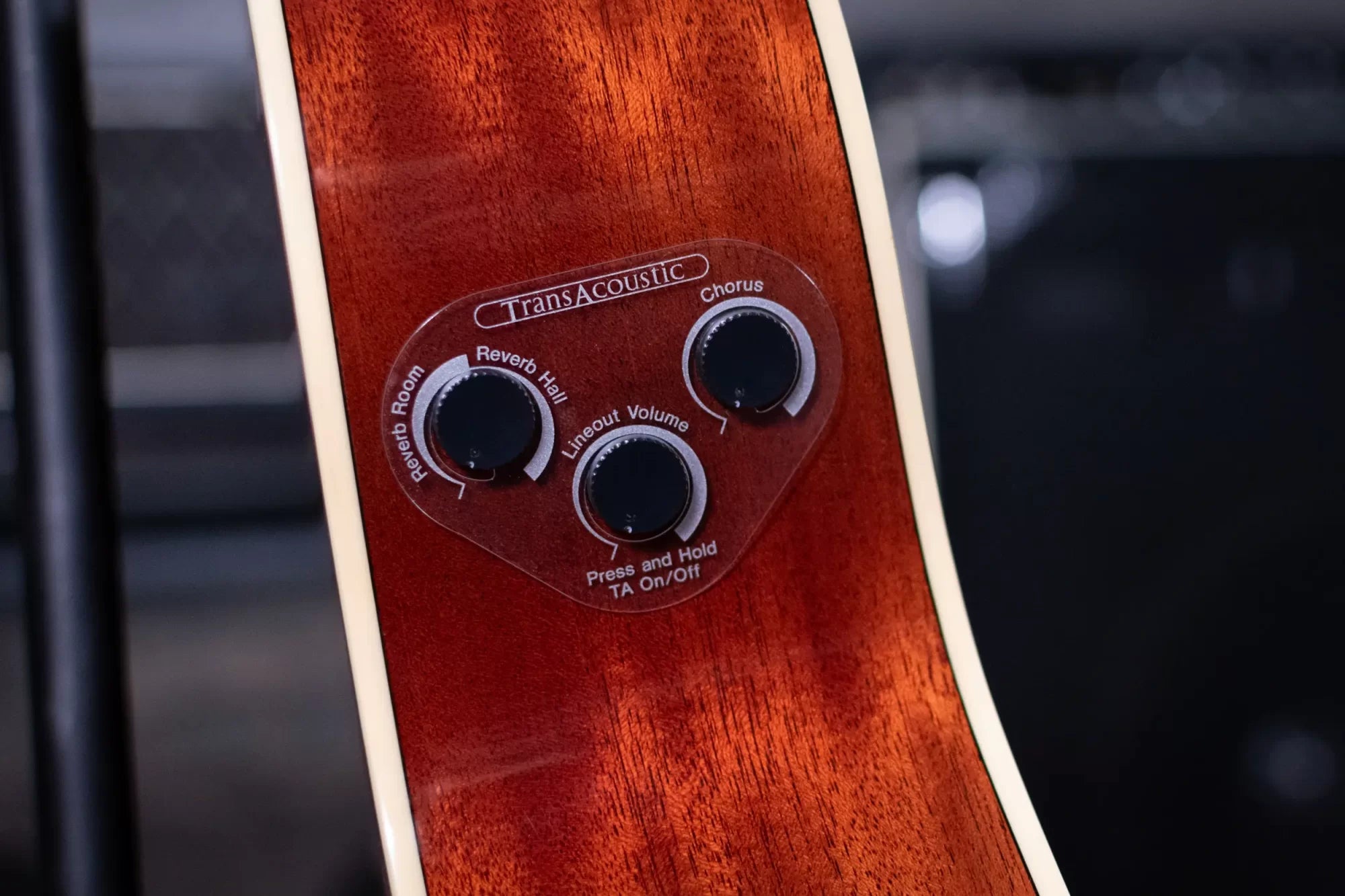 Yamaha FSC-TA TransAcoustic/Electric - Vintage Tint