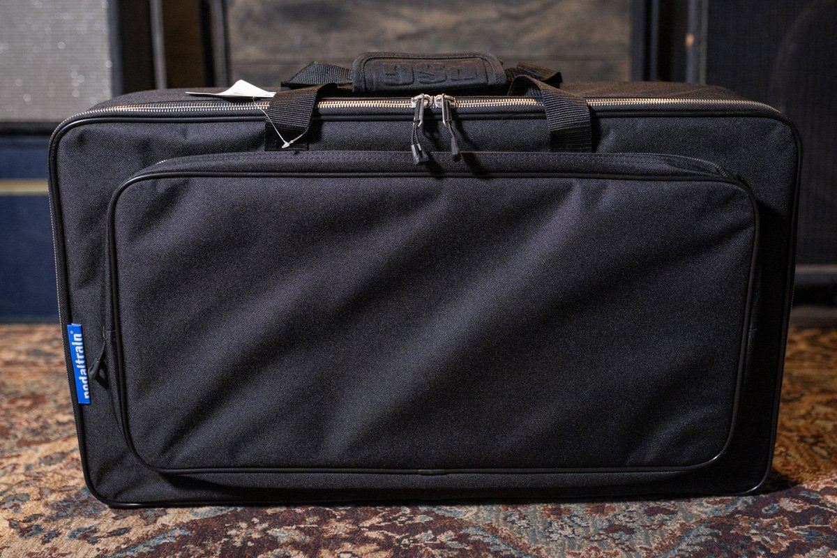 Pedaltrain Classic 2 Pedalboard with Soft Case