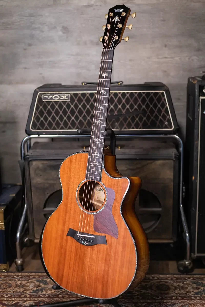 Taylor Custom Shop Grand Auditorium Honduran Rosewood/Sinker Redwood with Hardshell Case - Factory Demo