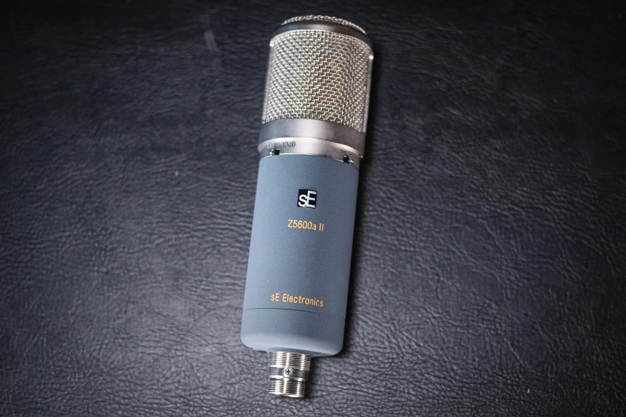 (RTO) SE Electronics Z5600a II Tube Microphone - Used