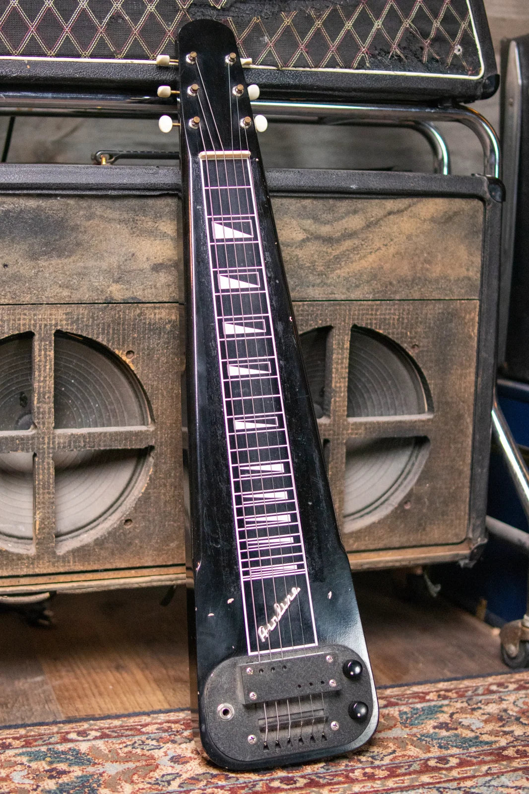 Airline Lapsteel with Hardcase - Used