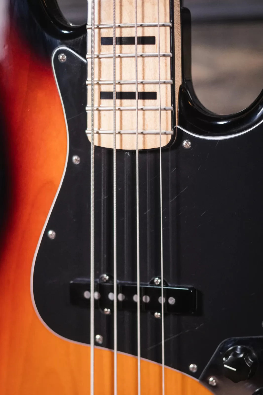 Fender Geddy Lee Jazz Bass - 3-Color Sunburst - Maple Fretboard w/Hardshell Case - Used