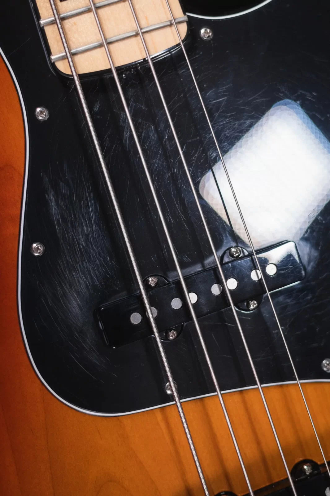 Fender Geddy Lee Jazz Bass - 3-Color Sunburst - Maple Fretboard w/Hardshell Case - Used