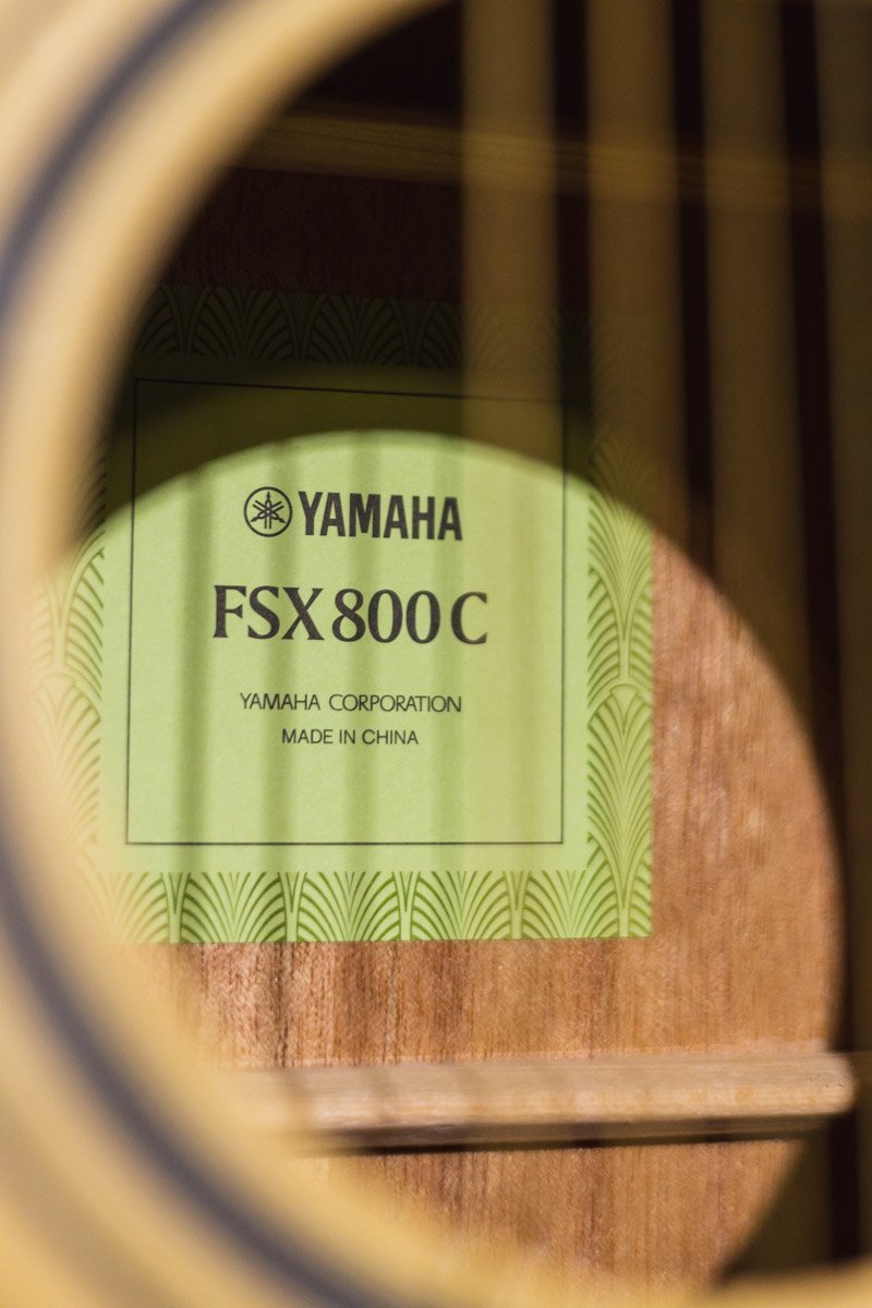 Yamaha FSX800C Small Body Acoustic-Electric Guitar - Natural