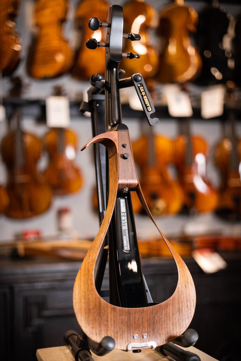 Yamaha YEV-104BL Electric Violin Black