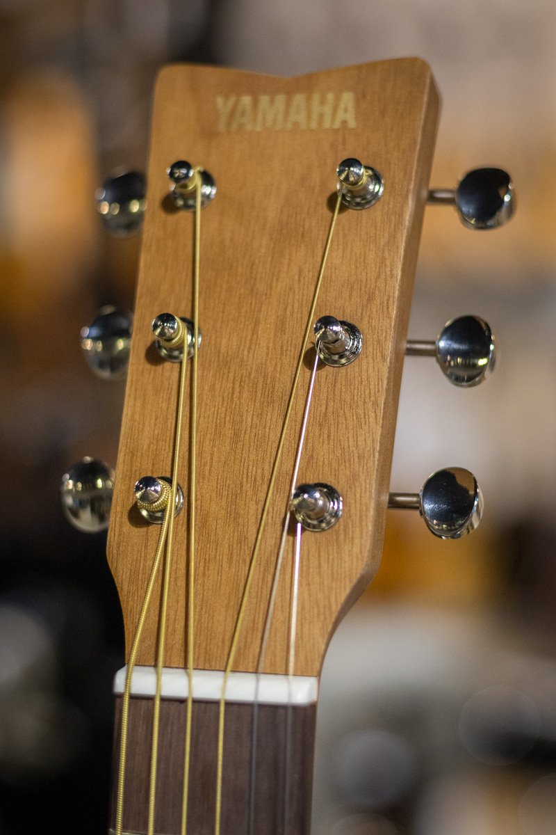 Yamaha JR1 FG Junior Acoustic Guitar with Gig Bag