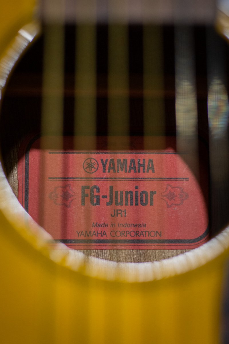 Yamaha JR1 FG Junior Acoustic Guitar with Gig Bag