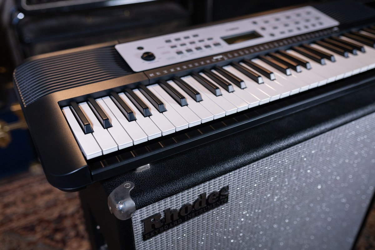 Yamaha YPT-270 61-key Portable Keyboard B-STOCK