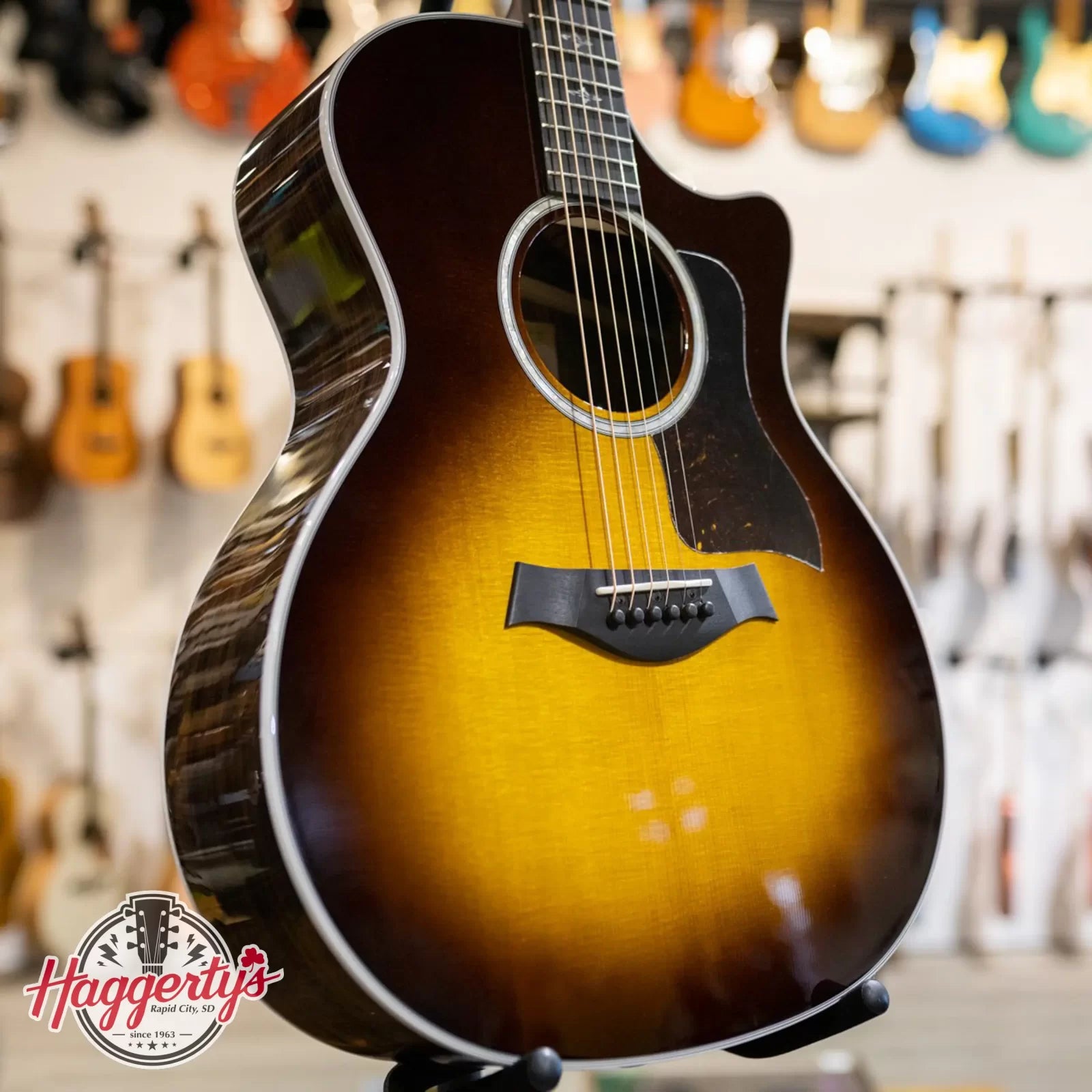 Taylor 414ce-R Rosewood Grand Auditorium Acoustic/Electric Guitar with Deluxe Hardshell Case