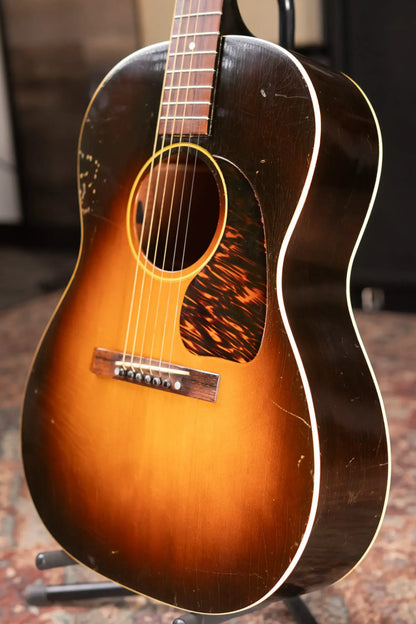 Gibson 1948 LG-2 Acoustic Guitar with Hardshell Case - Used